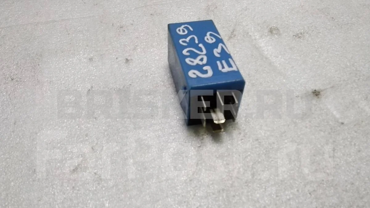 Реле стеклоочистителя БМВ 5 серия E39