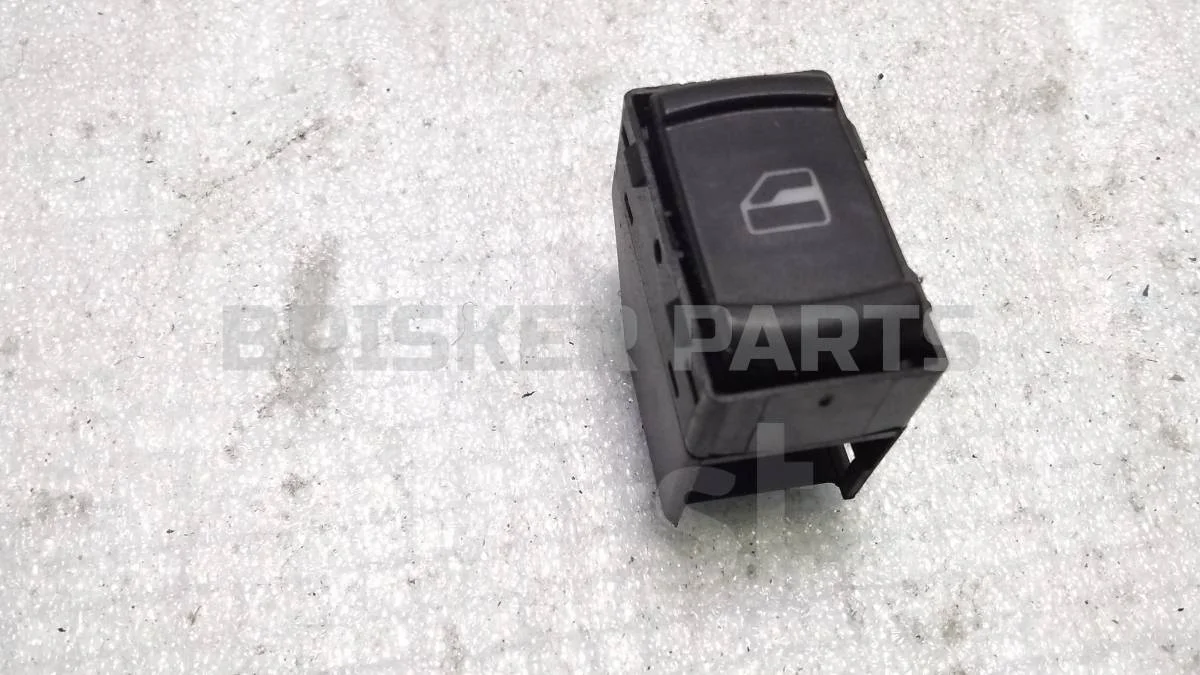 Кнопка стеклоподъемника Фольксваген Пассат Б5+ (плюс)