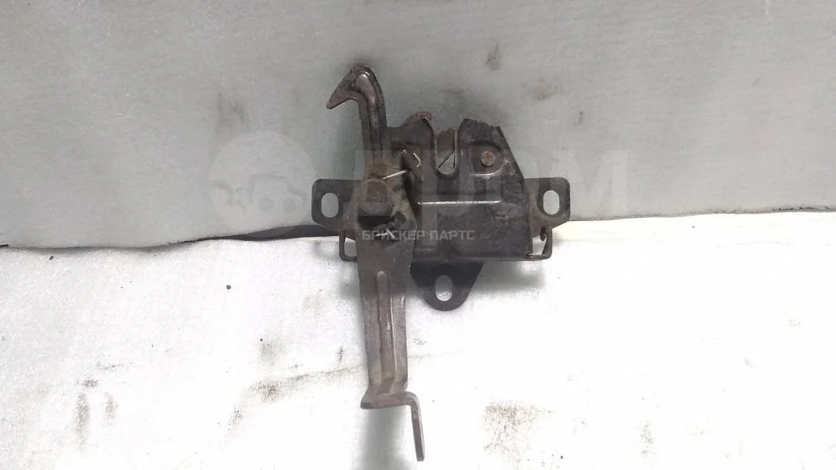 Замок капота Дэу Леганза 1  V100