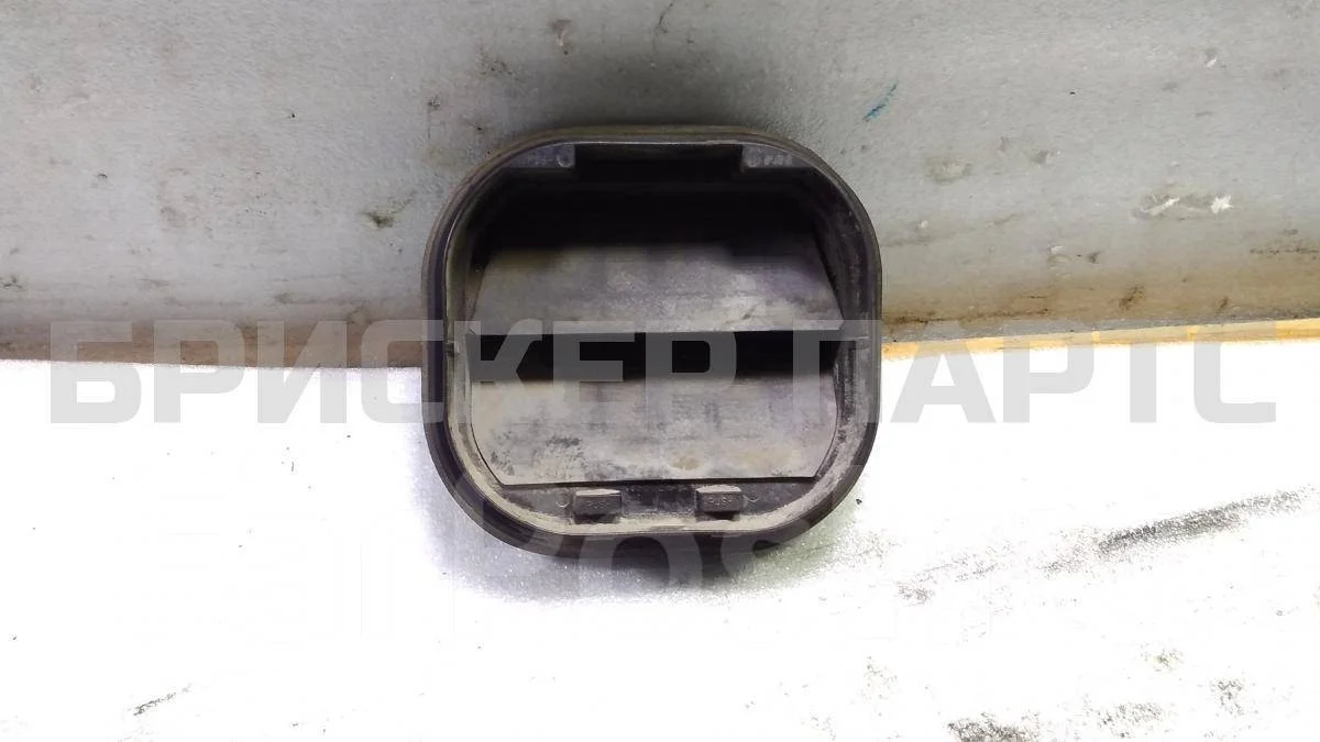 Клапан заднего крыла Шевроле Авео T300