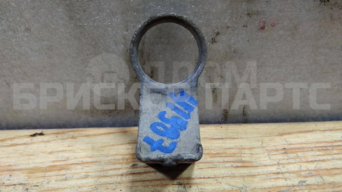 Кронштейн радиатора Дэу Нексия 1  N150 рестайлинг