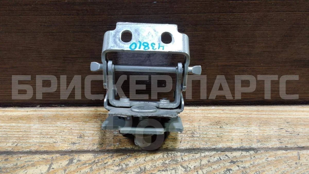 Петля багажника левая Форд Фьюжен