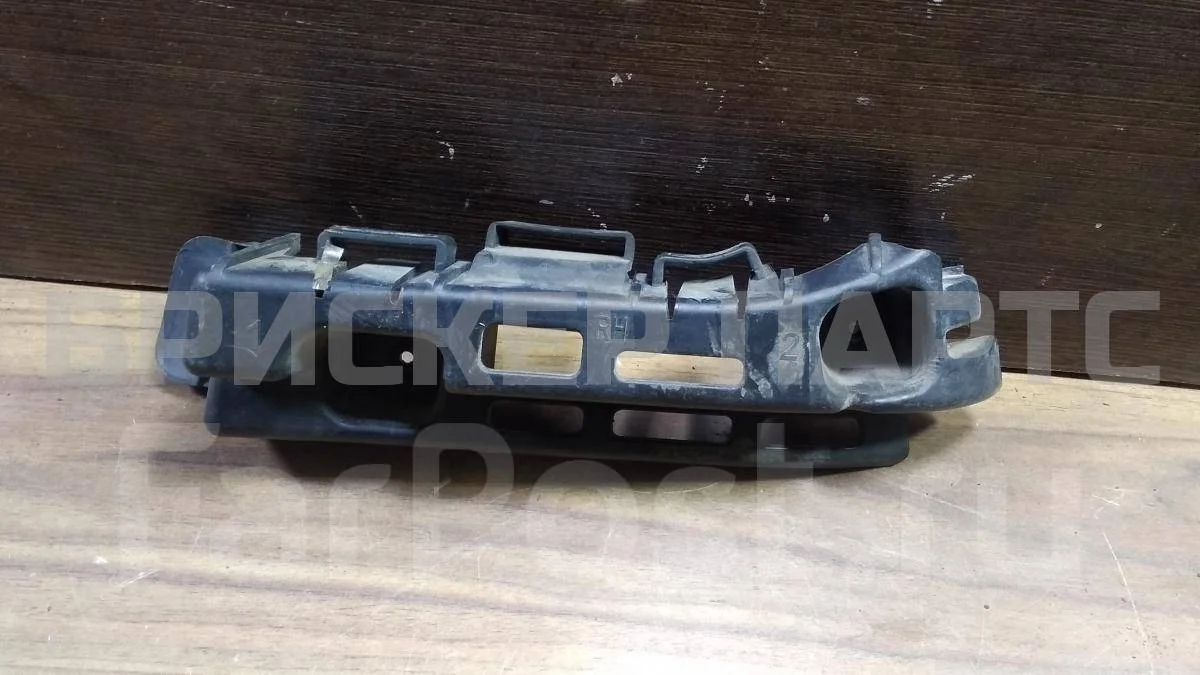 Кронштейн бампера Шевроле Круз 1  (J300)