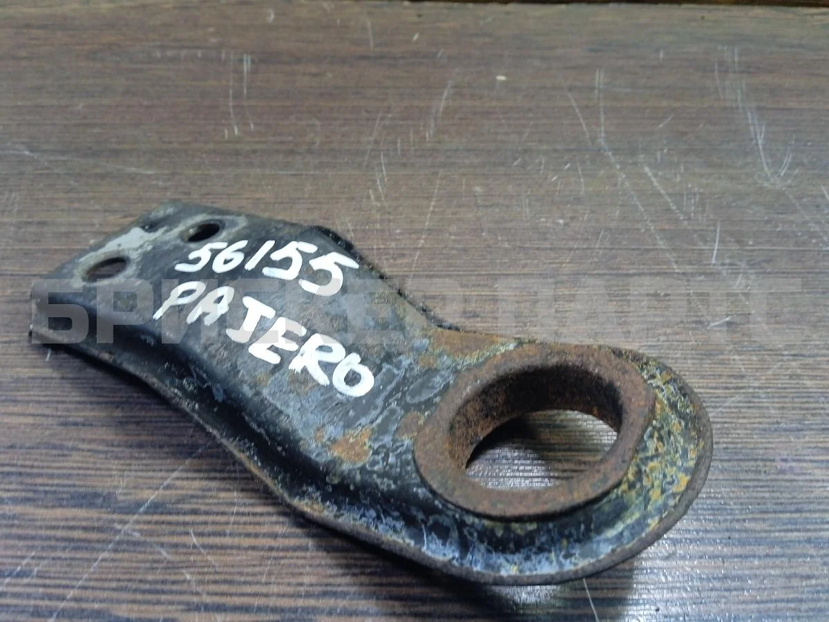 Кронштейн радиатора Митсубиси Паджеро/Монтеро 4 (V90/V80)