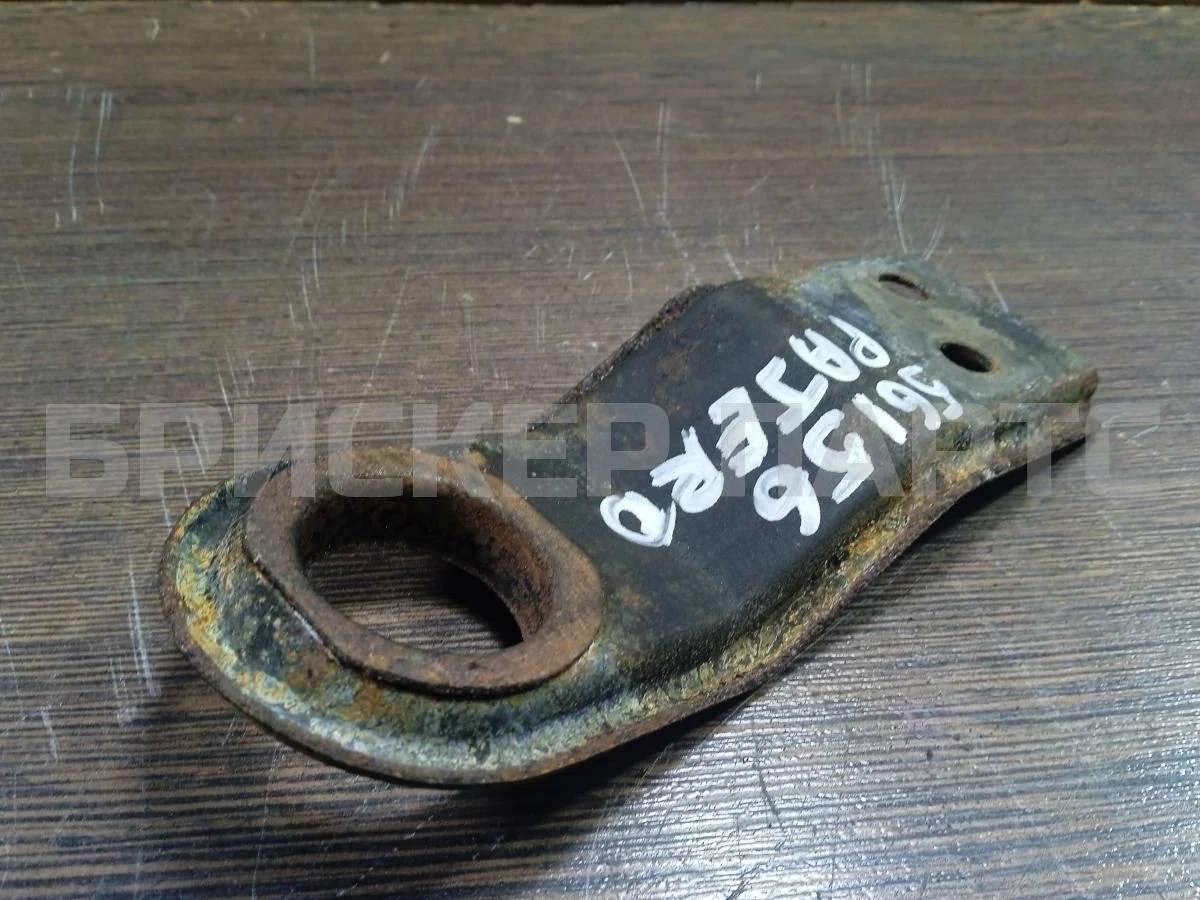 Кронштейн радиатора Митсубиси Паджеро/Монтеро 4 (V90/V80)