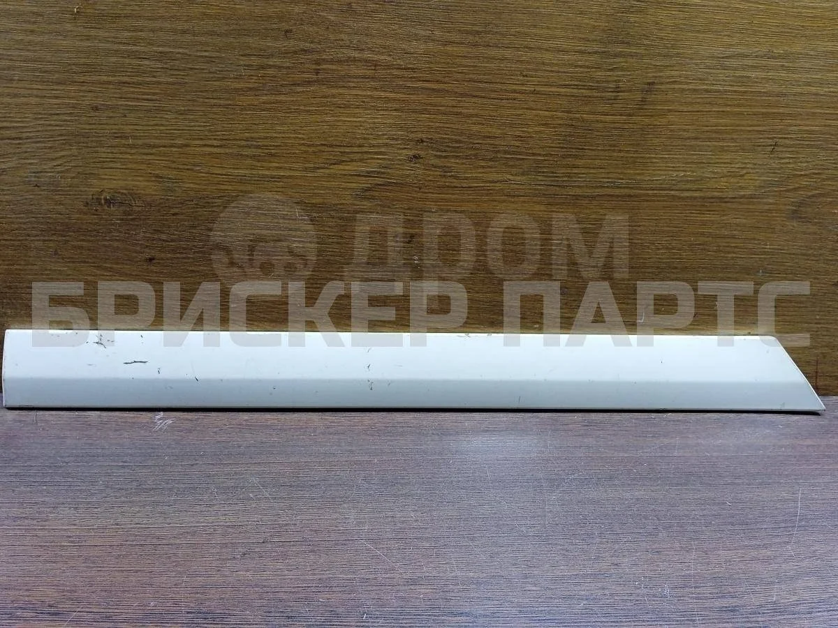 Молдинг двери зад прав Mercedes (Мерседес) Ц-класс W203