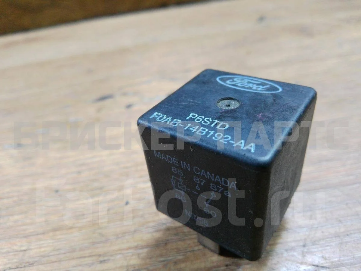 Реле-регулятор напряж Форд Эскейп 1