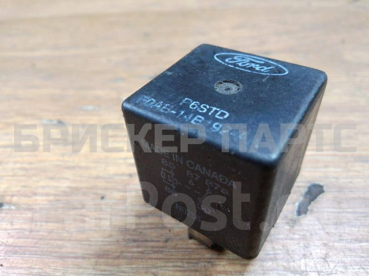 Реле-регулятор напряж Форд Эскейп 1