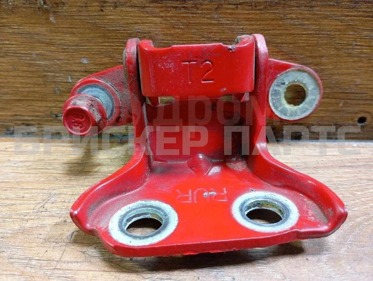 Петля двери зад правой Шевроле Авео 1 T250