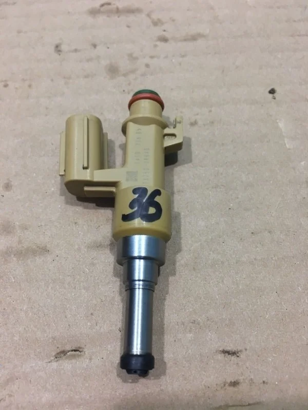 Форсунка топливная Lexus Lx570 2017 2320939165 URJ202 3UR-FE 5.7