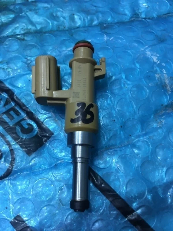 Форсунка топливная Lexus Lx570 2017 2320939165 URJ202 3UR-FE 5.7