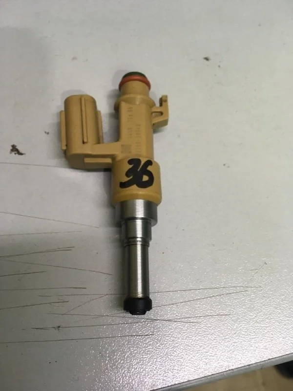 Форсунка топливная Lexus Lx570 2017 2320939165 URJ202 3UR-FE 5.7