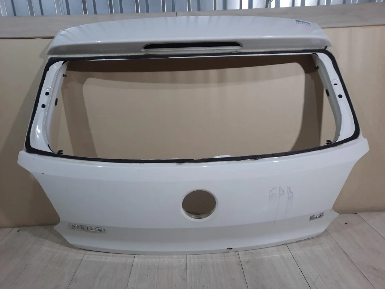 Дверь багажника для Volkswagen Polo 2009-2015