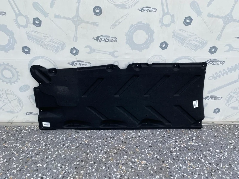 Защита днища правая Mercedes-benz W246