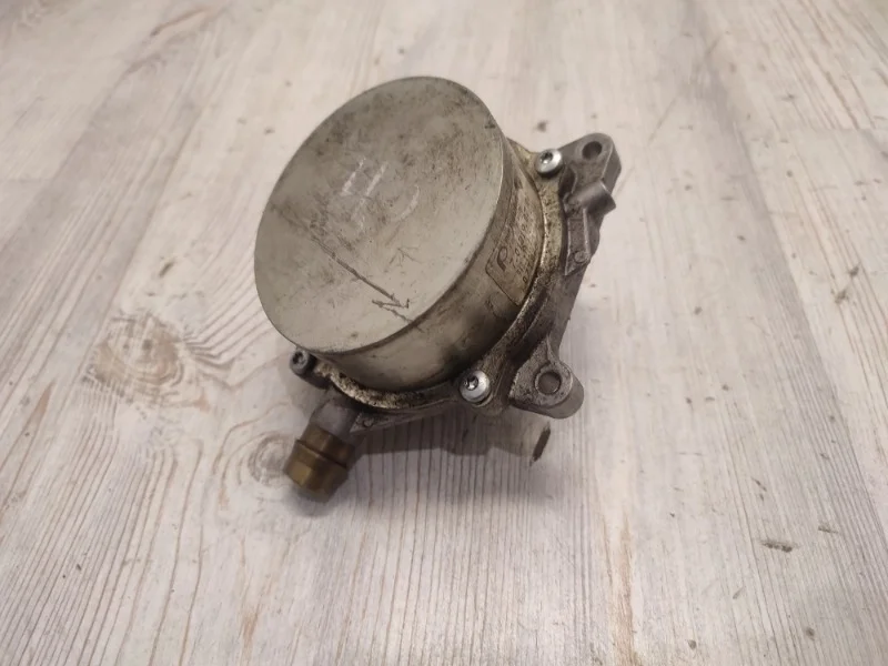 Вакуумный насос Porsche Cayenne 2011-2017 958