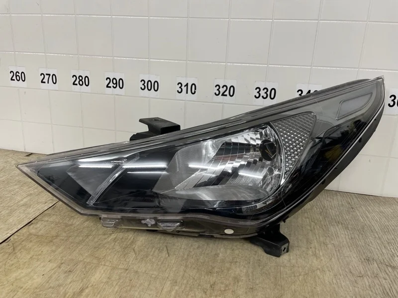 ФАРА HYUNDAI SOLARIS 2 2020 2021 2022 2023 2024 92101H5500, передняя левая