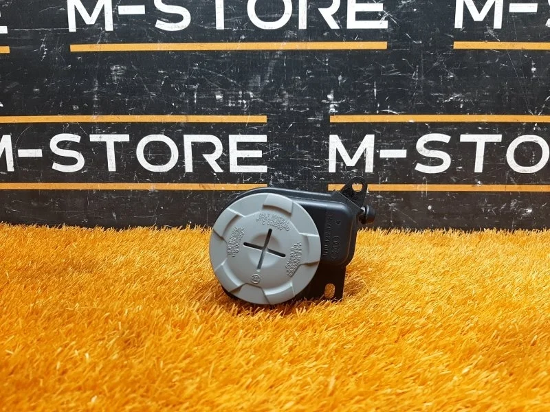 Бачок гидроусилителя Audi A8 2013 4H0422373B 4H/D4 CEUA