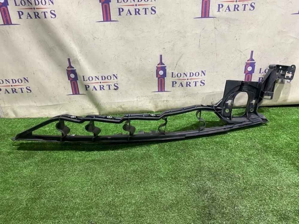 Кронштейн крепления крыла BMW X5 E70