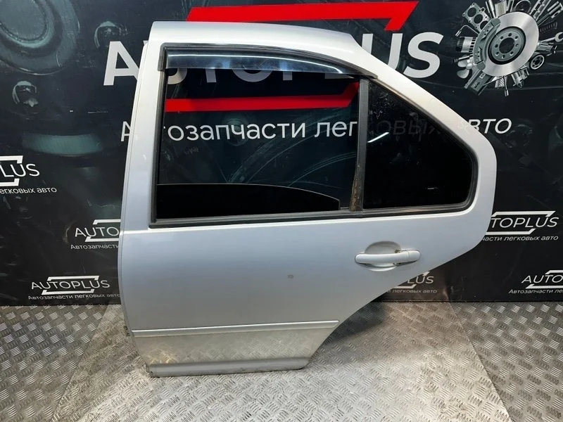 Дверь Volkswagen Bora 1999 1J5833055F СЕДАН 1.6 AKL, задняя левая