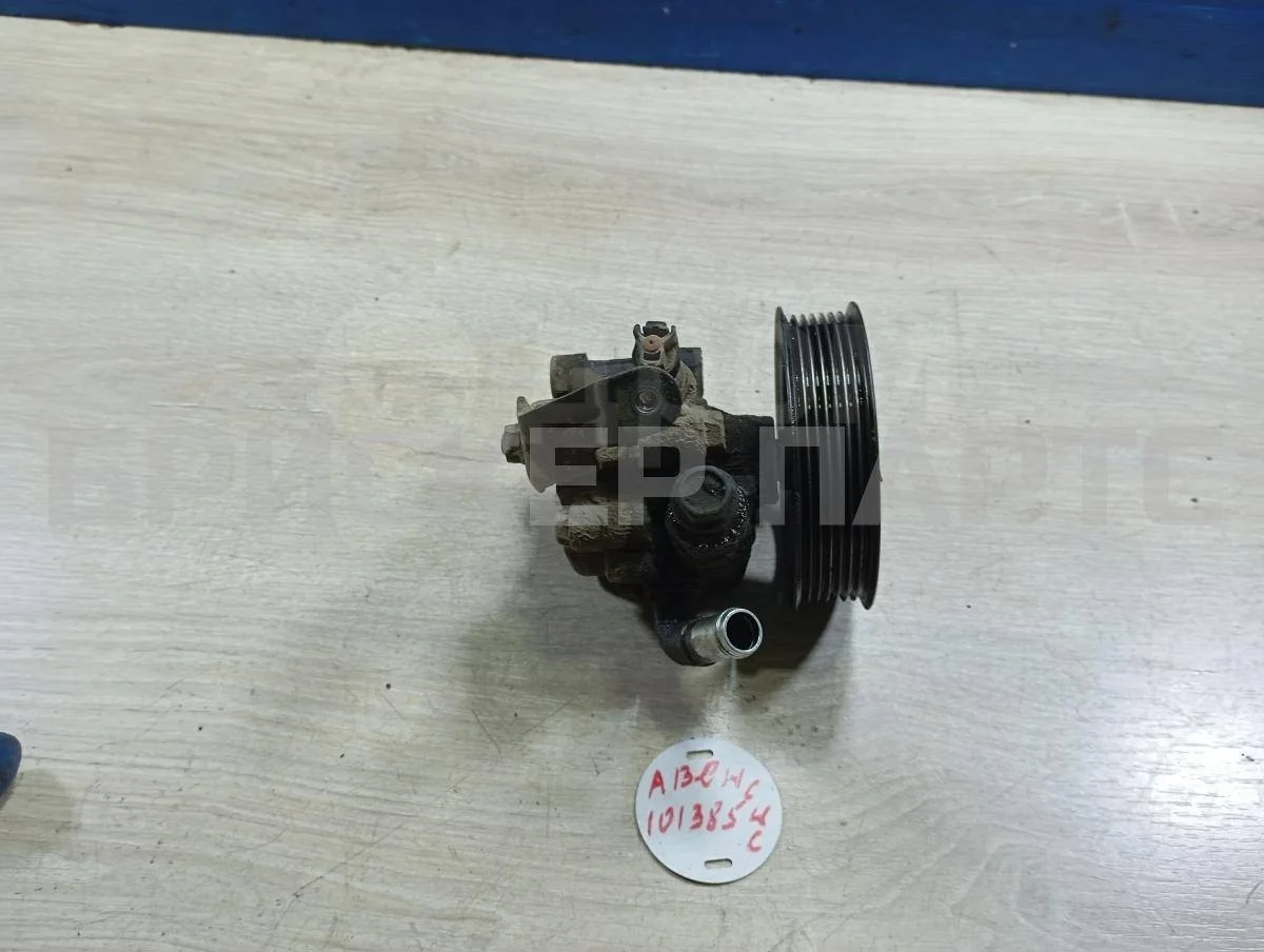 Насос ГУР Тойота Авенсис 2 (T250)