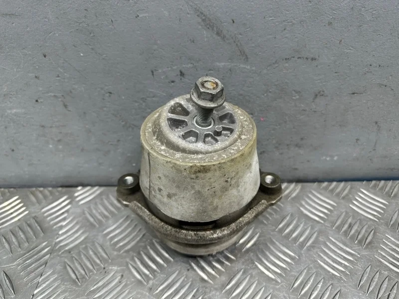 Подушка двигателя Porsche Cayenne 958