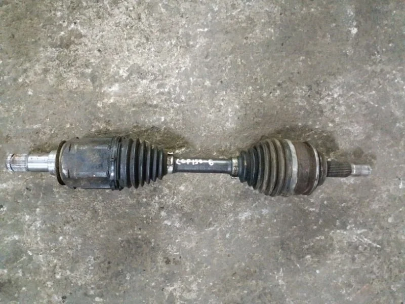 Полуось передняя левая (приводной вал, ШРУС) Toyota Land Cruiser Prado 150 (2009-2023) 2012 4343060082 2.7 I 2TRFE