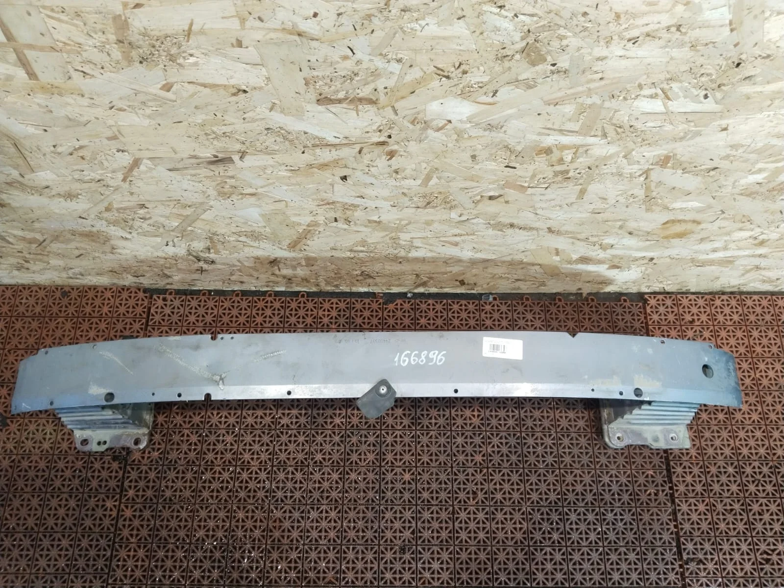 Усилитель бампера OPEL ASTRA H, ZAFIRA B 2004- передний алюминий б/у ASTRA H(2004-2014);ZAFIRA B(2005-2014)