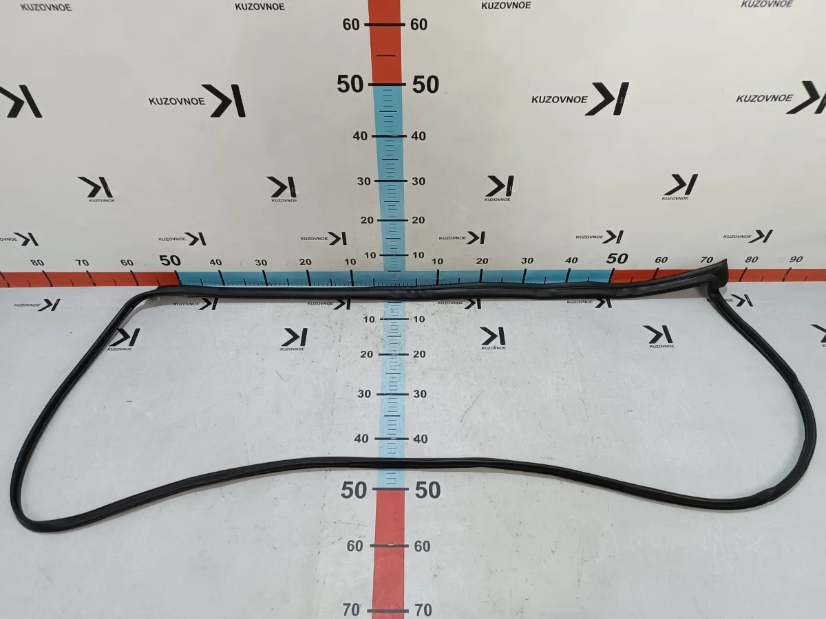 Уплотнитель двери Kia Optima K5 2016 JF