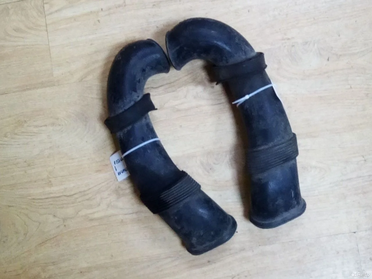 Патрубок воздуховода vw touareg 7l6129752a