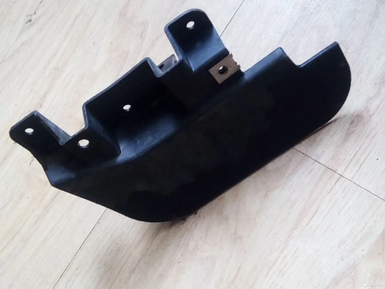 Брызговик задний левый audi q7 4l0854815