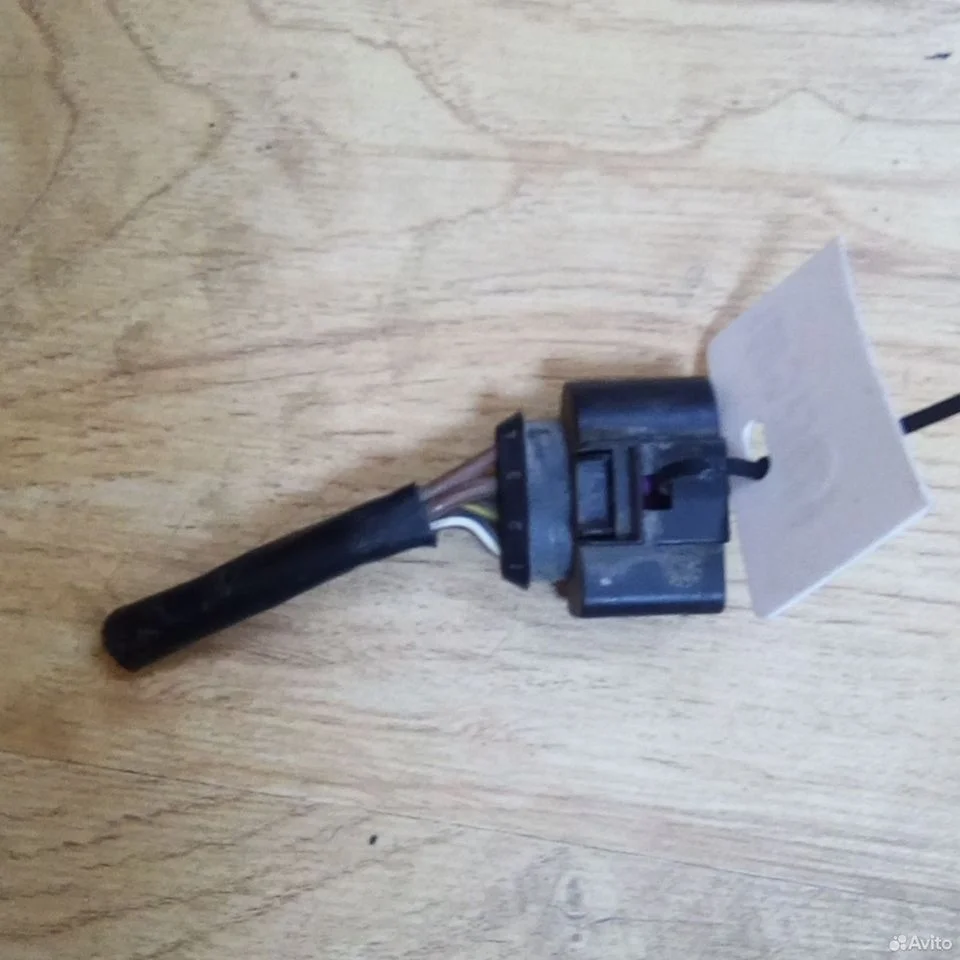 Разъемы фишки для авто vag 4b0973724