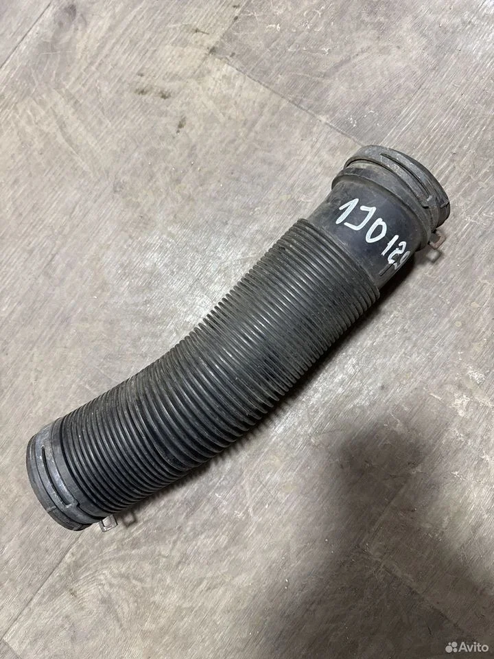 Шланг воздуховода vag