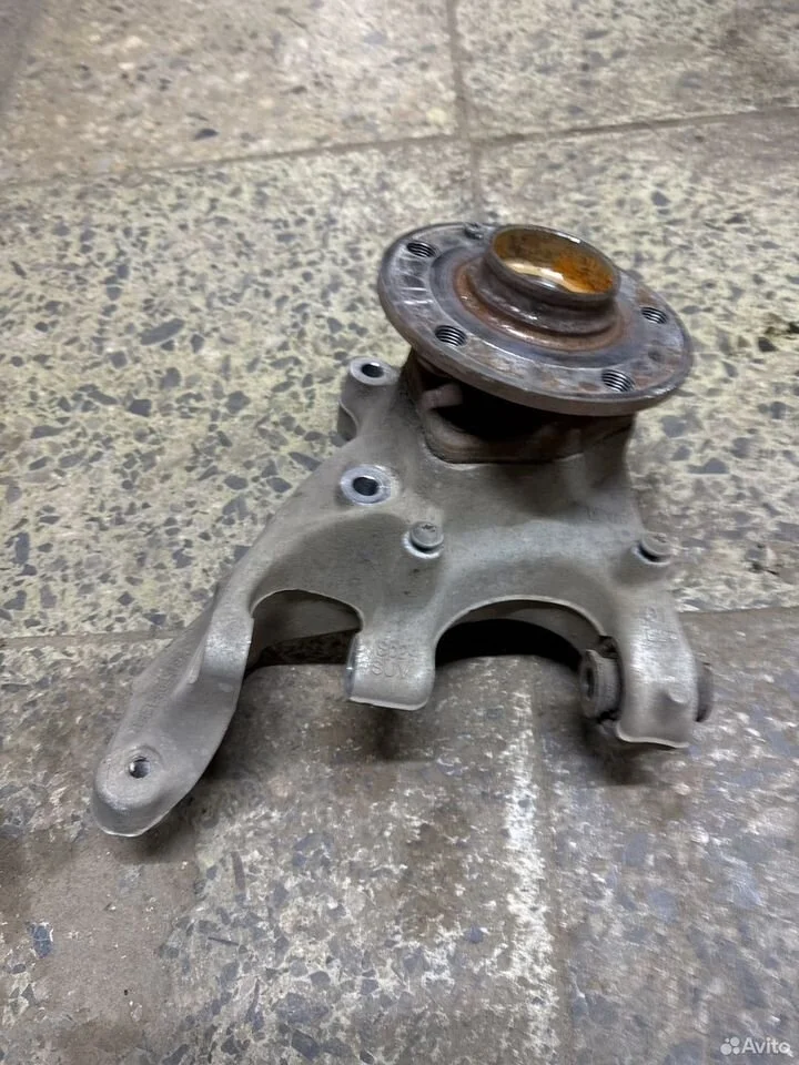 Поворотный кулак задний левый полный привод vag