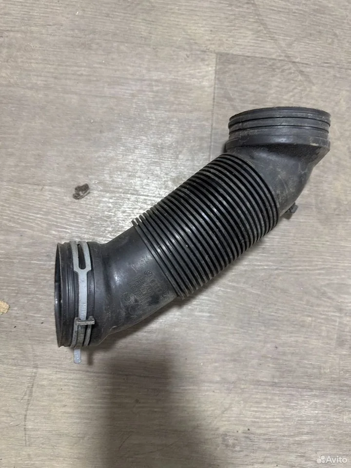 Шланг воздуховода vag