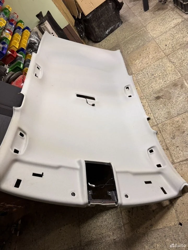 Обшивка потолка без люка vag