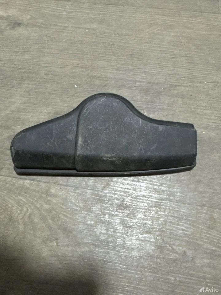 Кожух (воздуховод) передней панели vag