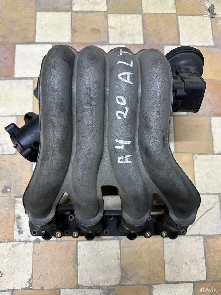 Впускной коллектор 2,0 alt vag
