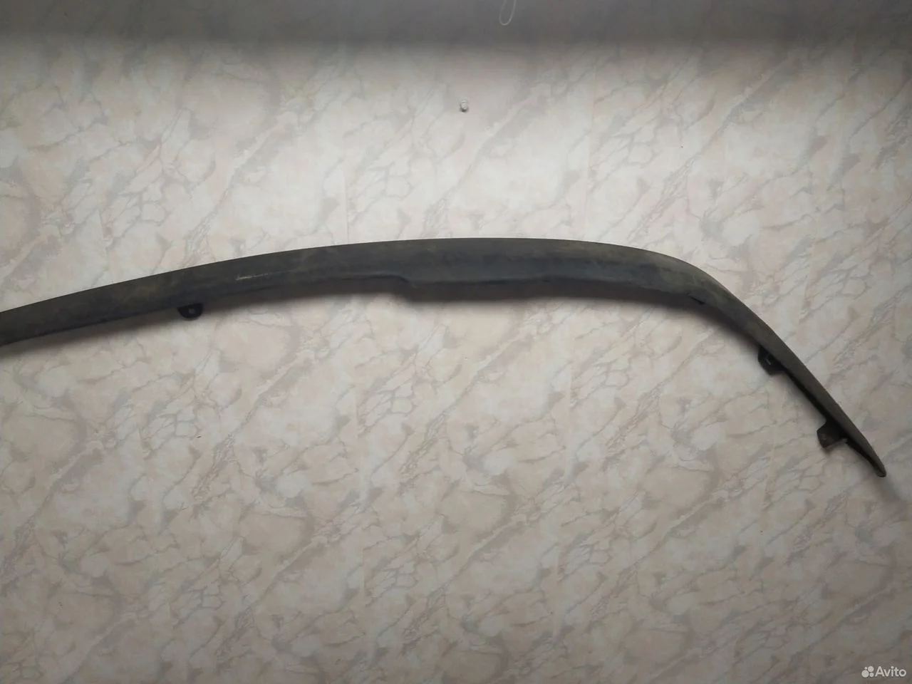 Накладка бампера правая (губа) toyota