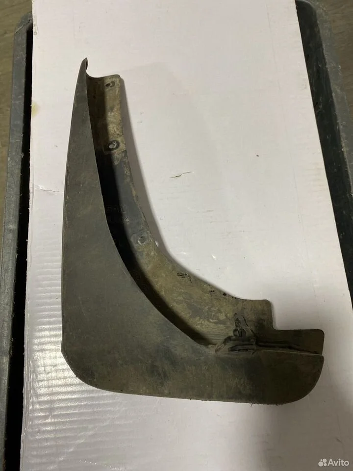 Брызговик задний левый infiniti qx50 ex