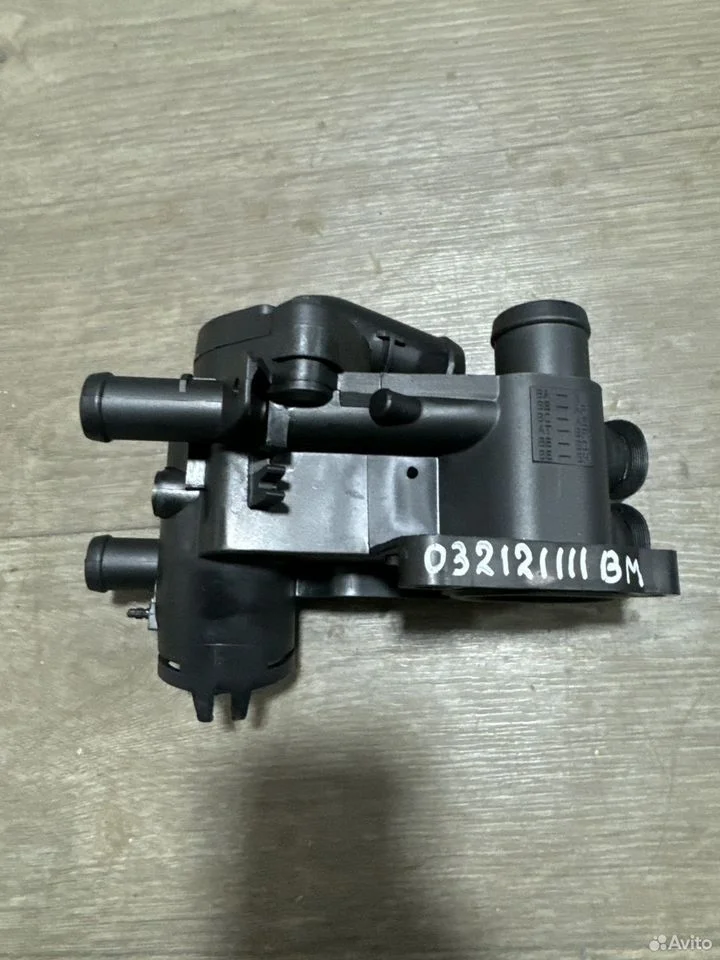 Корпус термостата vag