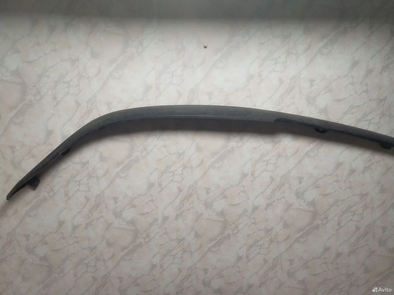 Накладка бампера правая (губа) toyota