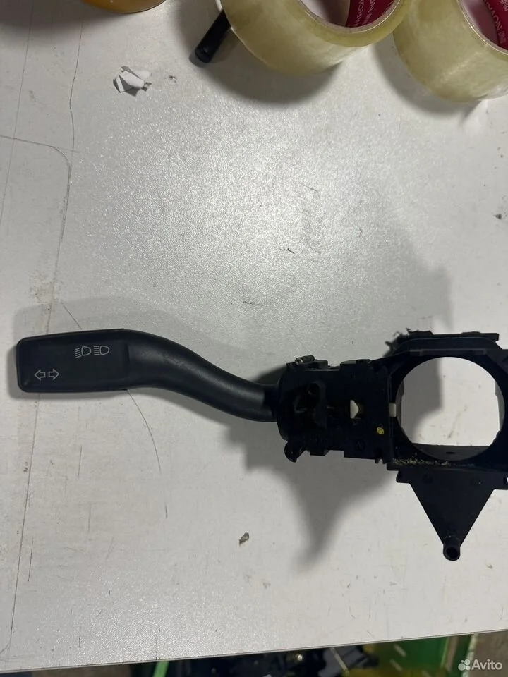 Подрулевой переключатель поворотников vag