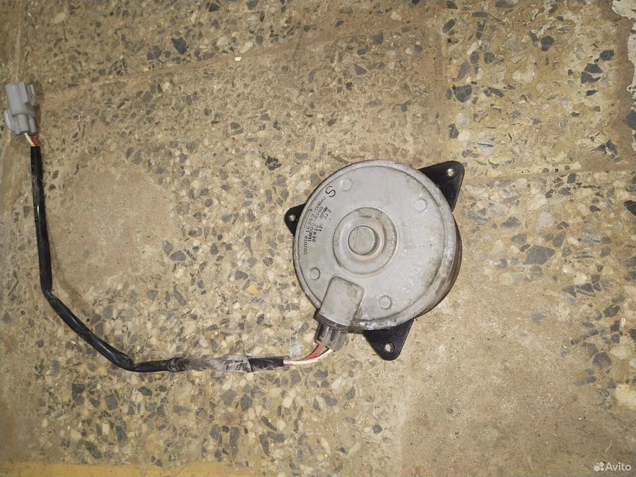 Мотор вентилятора охлаждения avensis