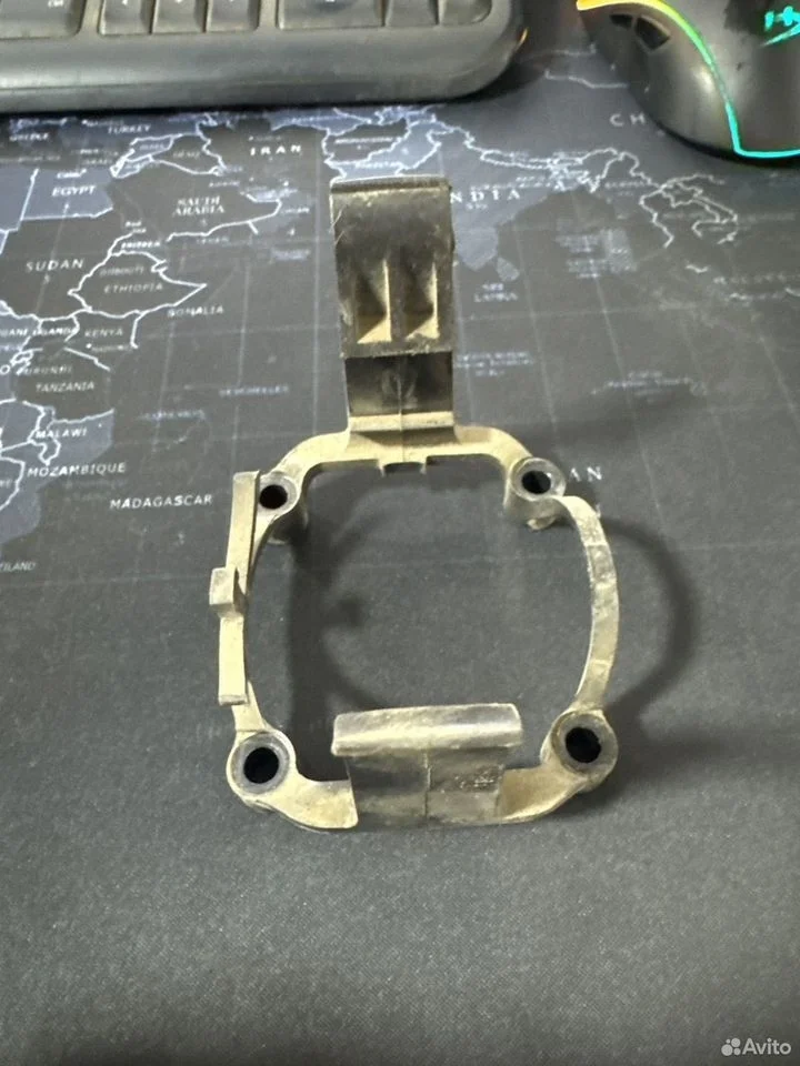 Поддерживающая скоба vag