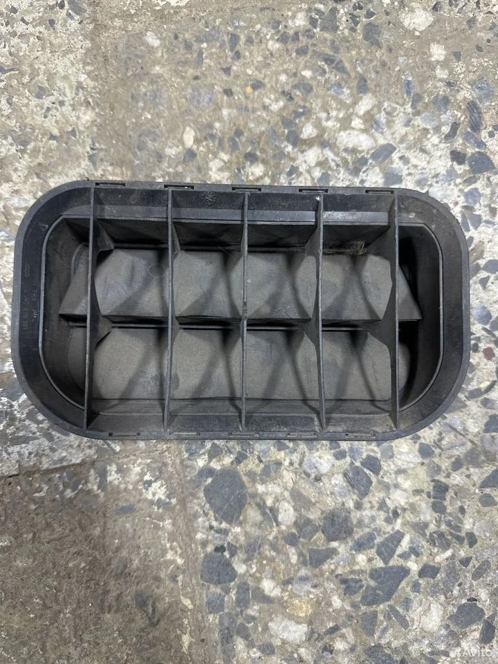 Клапан вентиляционный vag