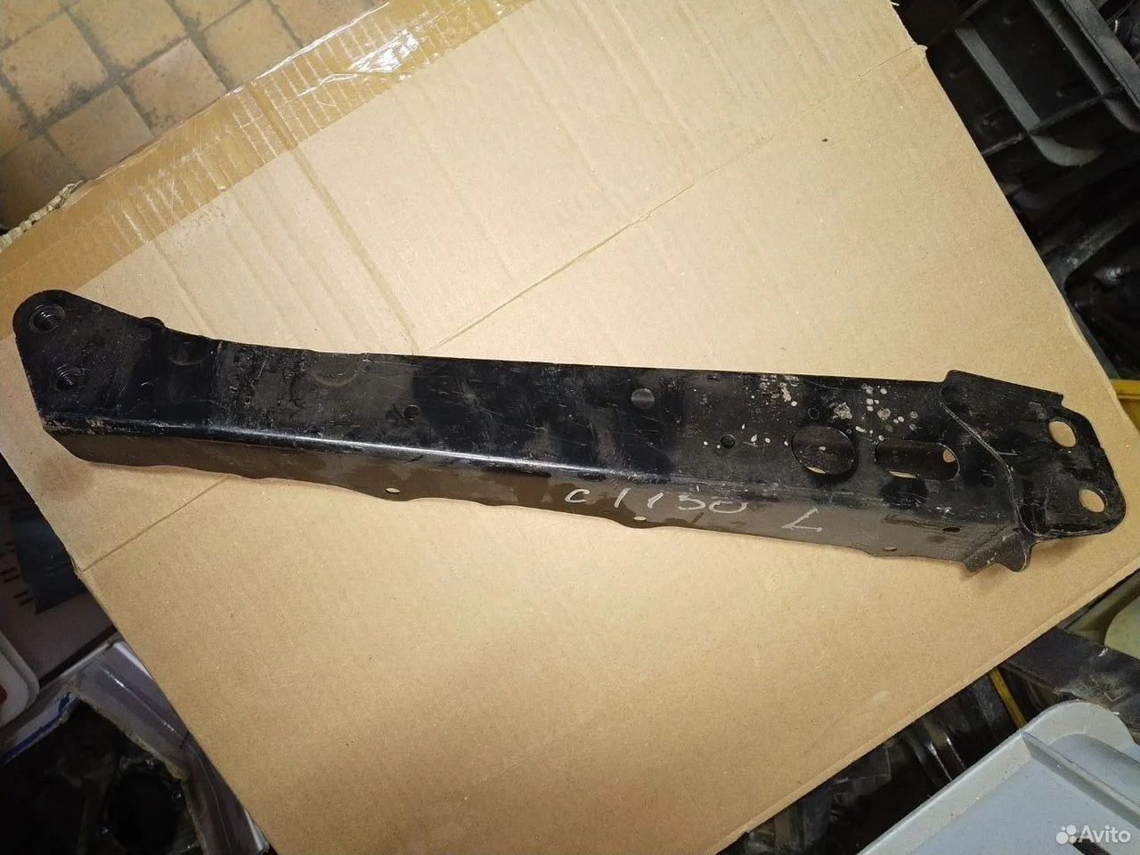 Усилитель лонжерона левый на toyota