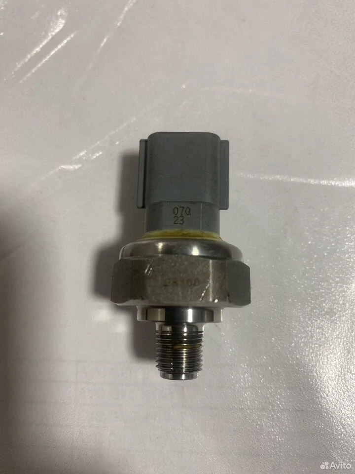 Датчик давления масла nissan