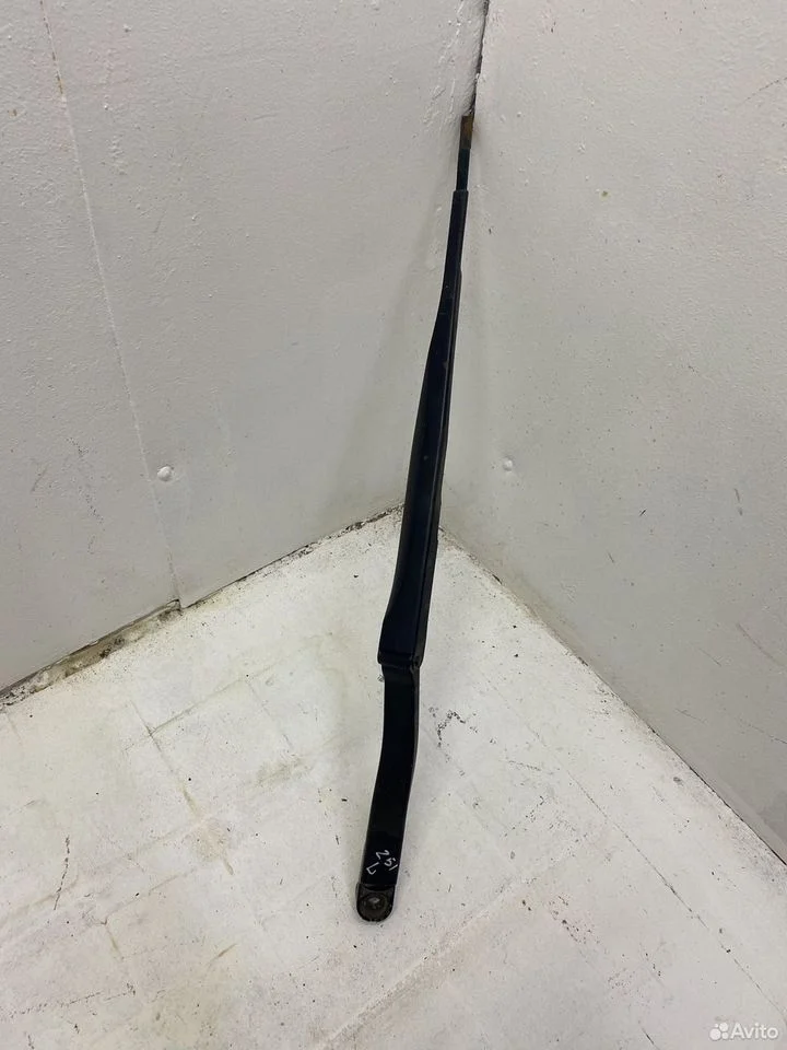 Поводок дворника передний левый nissan murano z51