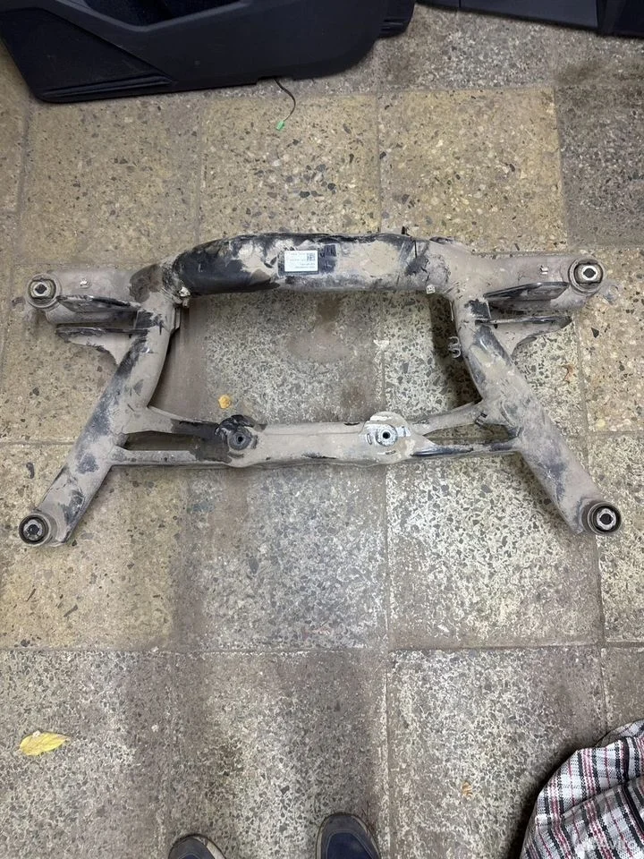 Подрамник задний полный привод vag