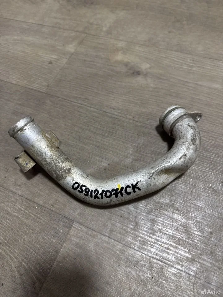 Трубка системы охлаждения vag